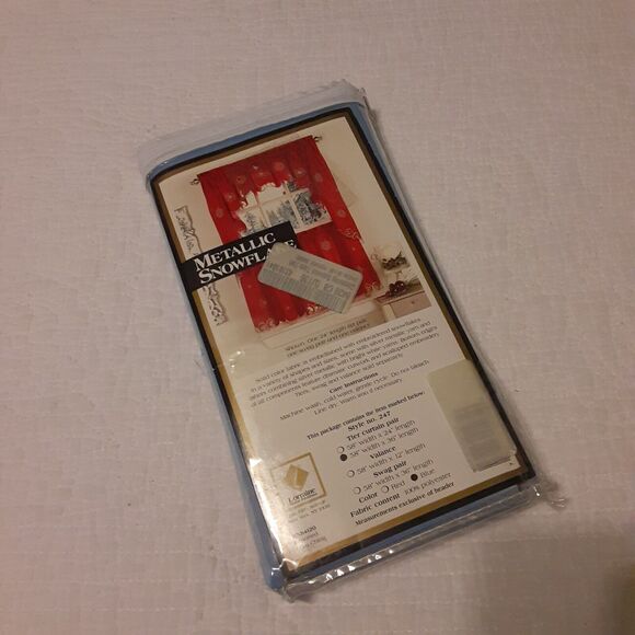 Vintage Lorraine New Metallic Snowflake Tiers Holidays Cafe Panels x2 - Picture 2 of 4